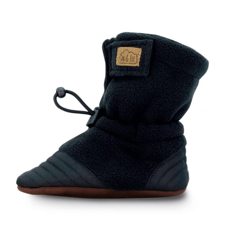 Stay-Put Winter cozy Bootie( black)