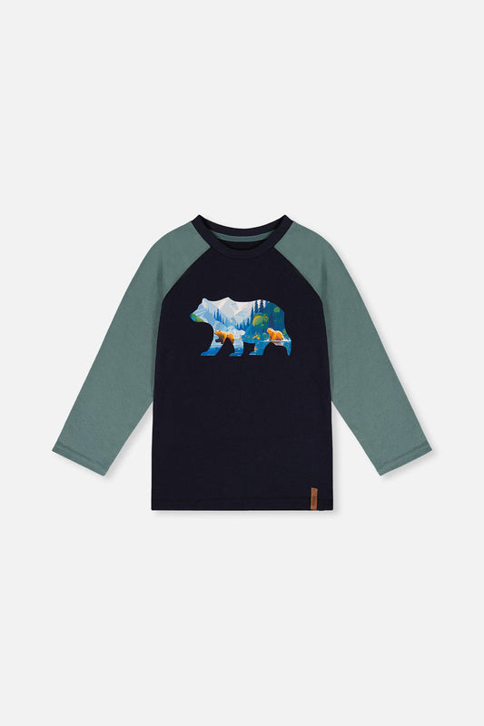 Dark blue and green raglan t-shirt