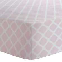 Load image into Gallery viewer, Kushies Crib Sheet-Pink Lattice
